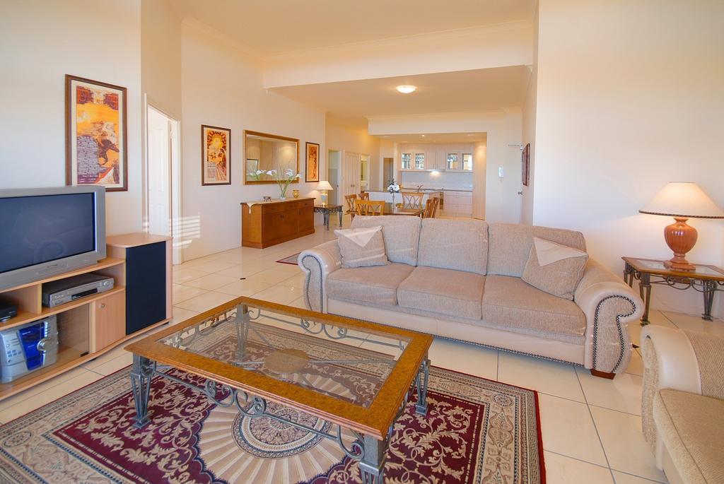 Magnolia Lane Aparthotel