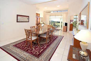 Magnolia Lane Aparthotel